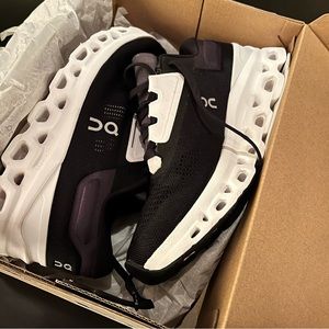 On Running Cloudstratus 3 Running Shoes, Sz 7.5